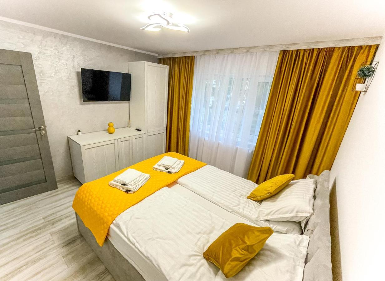 Loghin Residence Suceava Buitenkant foto